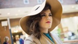 Csobot Adél perrel védené jóhírét