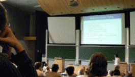 Kétezer állást hirdetnek meg a felsőoktatásban