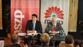 Bocsánatot kérni jött Erdélybe Mesterházy Attila