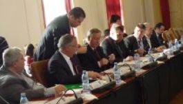 Bihari lobbi indul a Nagyvárad-központú régióért