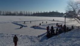 A háromszéki Rétyen szerveznek először tavi-hoki fesztivált 