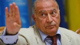 Voiculescu-trükk: másodszor mondott le mandátumáról