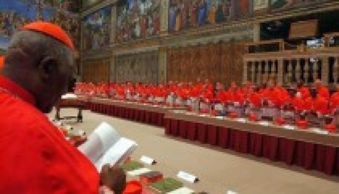 Újra pápaesélyesként emlegetik Erdő Péter bíborost