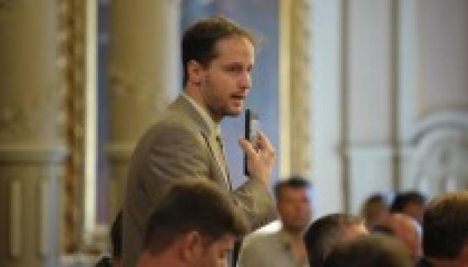 A szegedi városháza dísztermében is kitűzték a székely zászlót