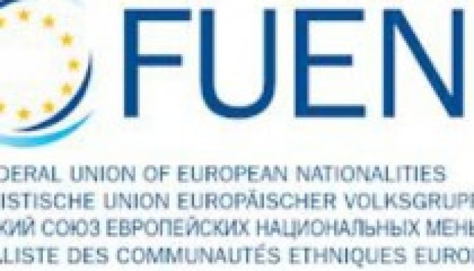 FUEN: román közintézményeken a székely zászló helye