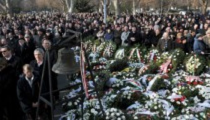 Eltemették Hegedűs Loránt református ex-püspököt