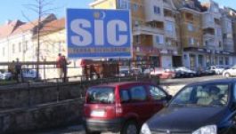 Marad a székely tábla a háromszéki prefektúra előtt