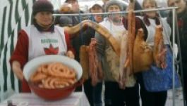 Böllérversenyt tartottak Nagykárolyban