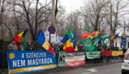 Új Jobboldal-tüntetés: a székelyek nem magyarok!