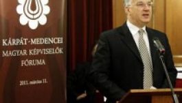 Semjén: alapvető jog a székelyzászló használata