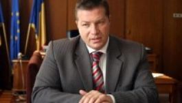 Betiltotta a székely zászlót Hargita megye prefektusa