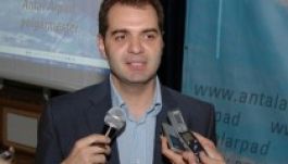 Megakadályoznák a magyarokra káros régiósítást