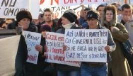Hétezren tüntettek Bârladon a palagáz kitermelése ellen
