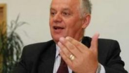 Leugrott vagy lezuhant lakóházáról a BBTE egyik dékánja