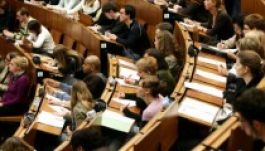 Itthon tartaná az olimpikonokat a tanügyminisztérium