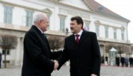 Gasparovic: tiszteletben kell tartani a kisebbségek jogait