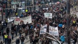 „Blokád” alá vették a diákok a budapesti egyetemeket