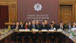 A szórvány kitelepítését tervezik Szász Jenőék?