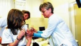 Újraindítanák a méhnyakrák elleni oltás kampányát