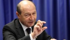 Băsescu: 2014-2020 között 40 milliárd eurót kapunk az EU-tól