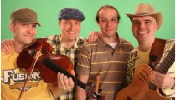 Fogyatékos gyerekeknek zenél az Erdélyben turnézó Alma