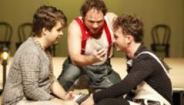 A makrancos hölggyel vendégszerepel Szatmáron a marosvásárhelyi társulat