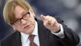 Verhofstadt: ideje felfüggeszteni Orbán szavazati jogát az EU-ban