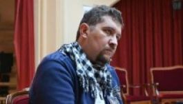 Demény Péter fűtőtestről, Pleșuról, senkiföldjéről