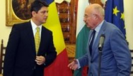 Enyhítené a magyar-román feszültségeket Martonyi