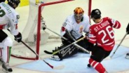 Bárpincérnőt fogdosott és rasszista megjegyzéseket tett a magyar hokikapus