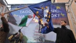 Ha Bayerék nem, akkor a Jobbik tüntet szombaton Ponta ellen