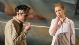 Színpadi baleset miatt félbeszakadt az előadás Kolozsváron