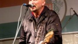 A szélsőjobbos Kárpátia énekese is állami kitüntetést kapott