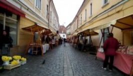 Elűzik a kézműveseket Mátyás szülőháza elől?