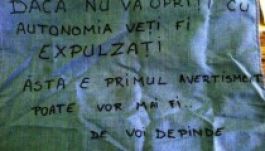 Fenyegető román felirat a zilahi RMDSZ-székházon