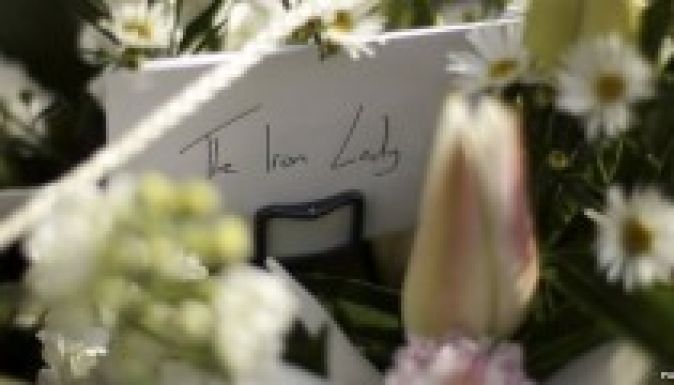 Katonai tiszteletadással temetik Margaret Thatchert 