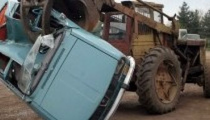 Május közepén indul újra a roncsautóprogram