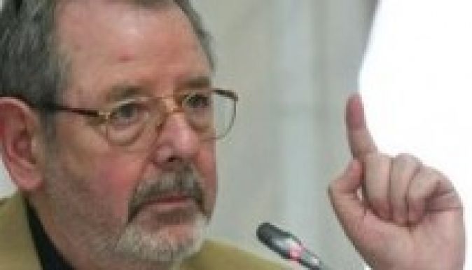 Bírálták Antonescut, amiért példaképének tekinti Orbánt