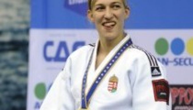 Cselgáncs Eb: Csernoviczki Éva aranyérmes