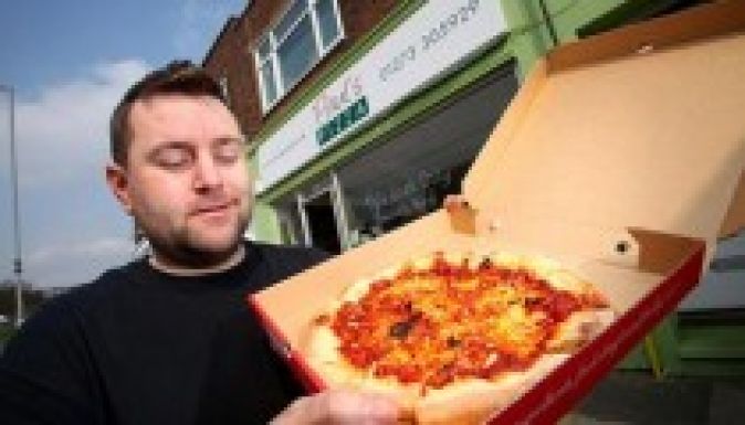 Csak kilencen bírták megenni a világ legcsípősebb pizzáját