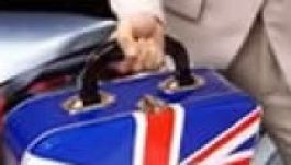 Az álláskeresőket riogatja a londoni magyar konzulátus