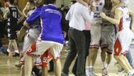 Kosárlabda: három erdélyi csapat tör az Asesoft Ploiesti trónjára