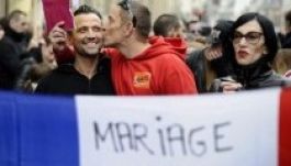 A francia parlament legalizálta a melegházasságot