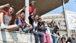 Hajléktalanok tüntettek a rendőrök ellen Bukarestben