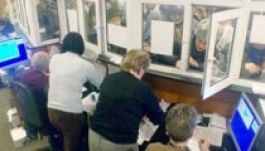 Sztrájkba lépnek a közigazgatási alkalmazottak, ha nem lesz béremelés