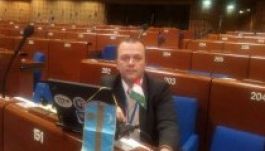 Székelyföldre hívta a jobbikos Gaudi az ET emberjogi biztosát