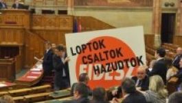 Civil szervezetek: a Fidesz korlátozza a közpénzek átláthatóságát