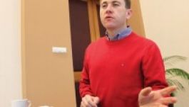 Borboly Csaba „legyurcsányozta” Parászka Borókát