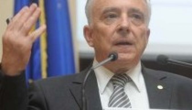 Enyhén csökkentette a BNR az inflációs célt