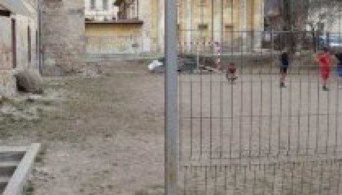 Facebookon keresztül keres támogatókat a kolozsvári „refi”